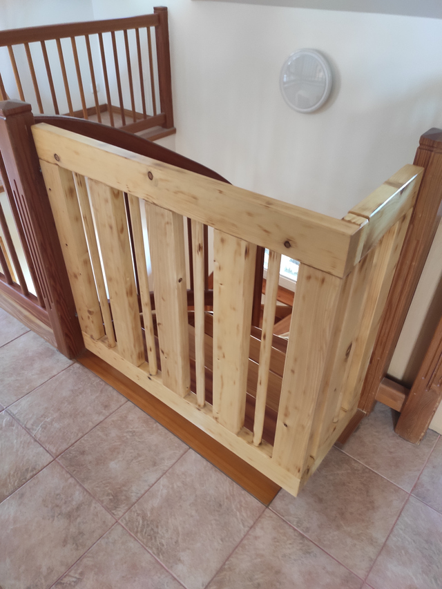 Bezpečnostní dvířka na schody